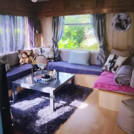 مكان تخييم Mobilhome Bondons Jouarre